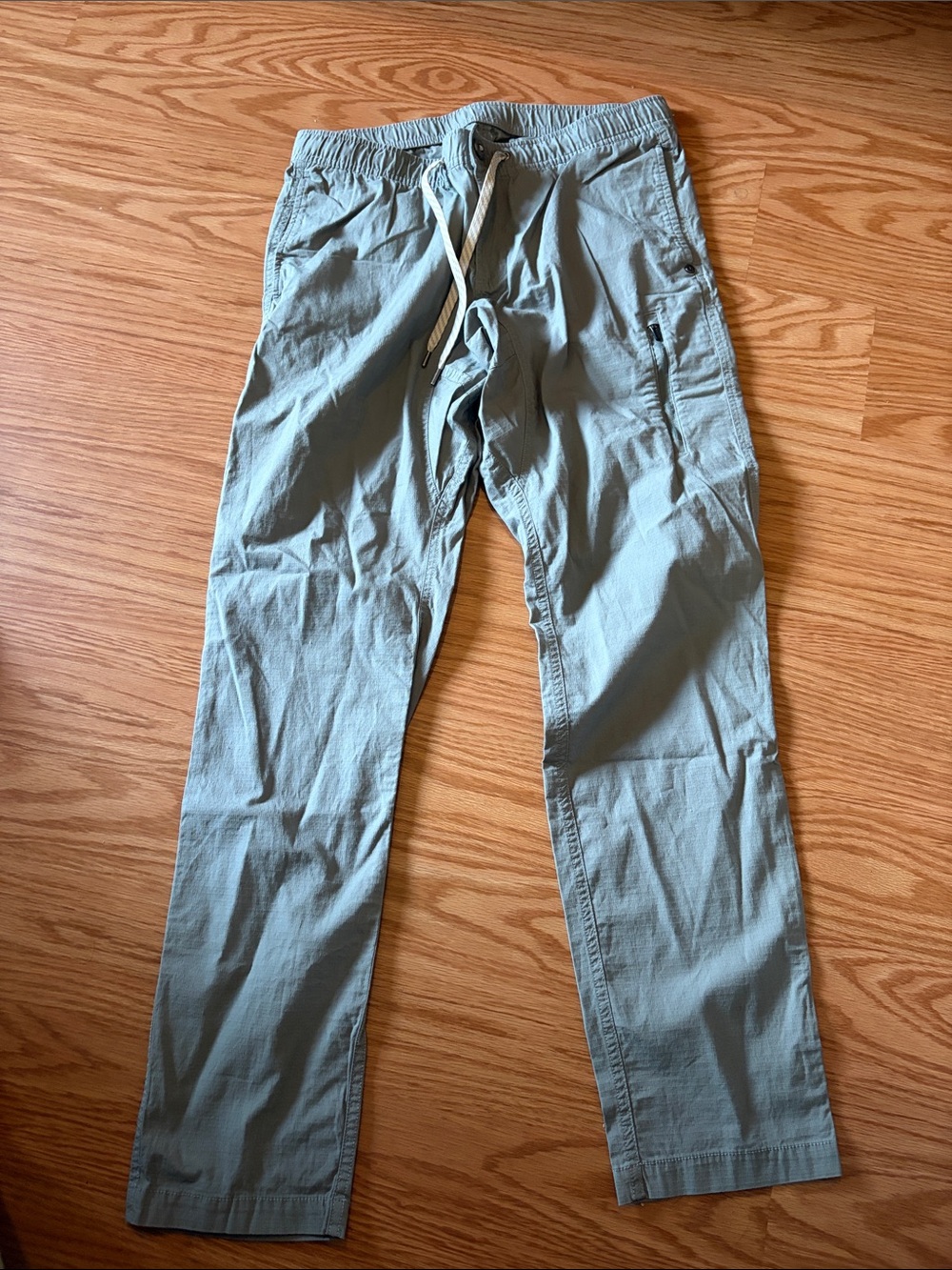 Vuori Men's Ripstop Climber Pants Gray
